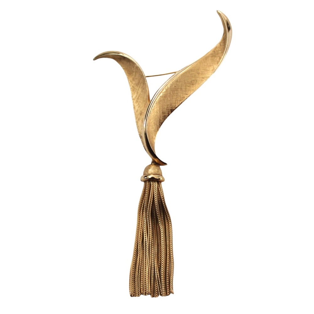 Vintage Crown Trifari Tassel Brooch Pin Large V Shape Ribbon Chain Fringe 1960s